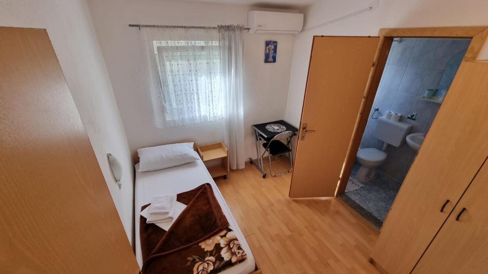 Ana Stjepan Nikolic - Pilgrim'S 2Nd Home Međugorje Exterior foto