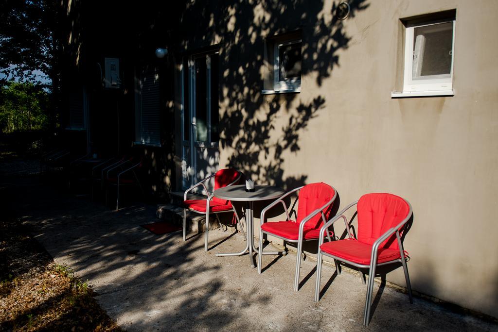 Ana Stjepan Nikolic - Pilgrim'S 2Nd Home Međugorje Exterior foto